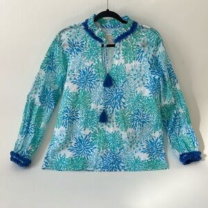 Sail to Sable Blue Coral Print Blouse. Sz Medium.